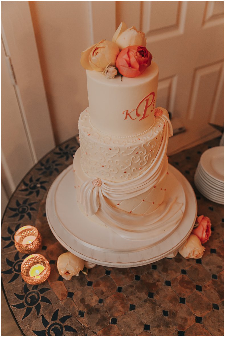 wedding cake at mulino reception by ambrosia cake creations